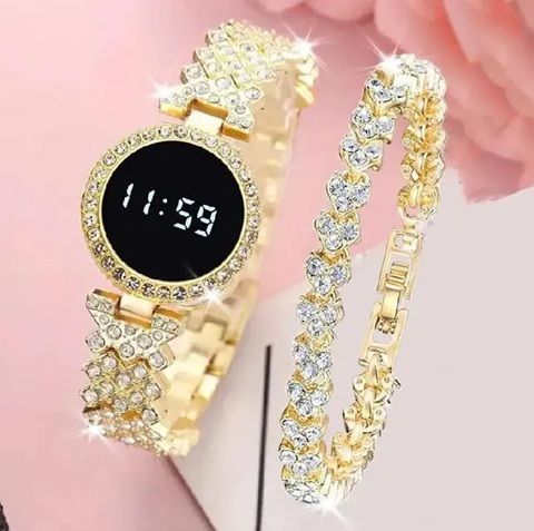 Diamond%20Touch%20Screen%20LED%20Watch%20for%20Ladies%20%E2%80%93Jewellery%20For%20Girls%20Style%20in%20Stainless%20Steel%20Chain%20Digital%20Wristwatch%20for%20Women's%20%E2%80%93%20Stylish%20Fashion%20Watch%20For%20Girls%20With%20Bracelet%20in%20Silver%20Stone%20Round%20&%20Square%20Dial%20Shape%20For%20Gift%20-%20Image%207
