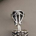 Vintage Punk Rock Style Scorpion Rings / Funny Movable Hinged Scorpion Tail Ring / Cool Personalized Party Rings / Popular Unique Jewelry Accessories. 