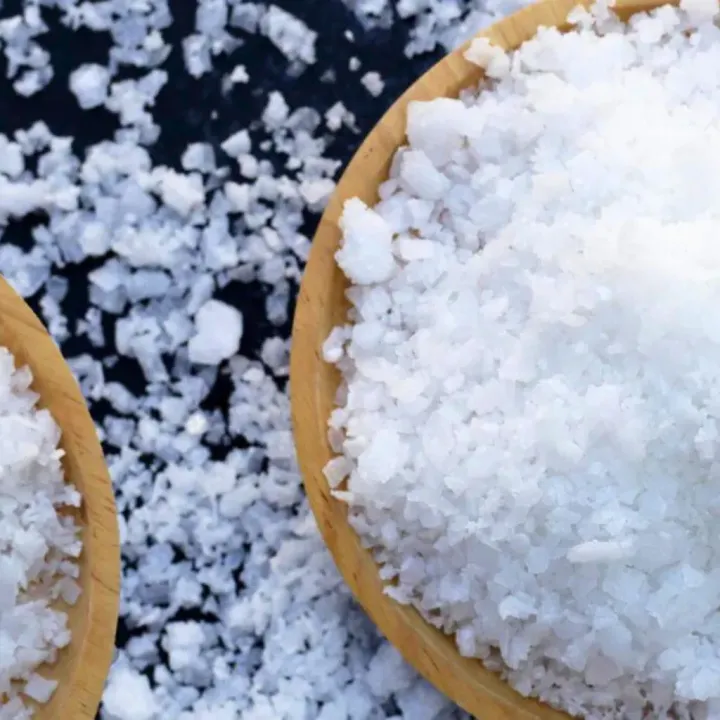 Caustic%20Soda%20%E2%80%93%201Kg,%20%C2%BD%20Kg,%20250g%20%7C%2099.9%25%20Pure%20Sodium%20Hydr%C3%B3xide%20%7C%20Powerful%20Drain%20Opener%20&%20Soap-Making%20Raw%20Material%20%7C%20Khara%20Soda%20-%20Image%204