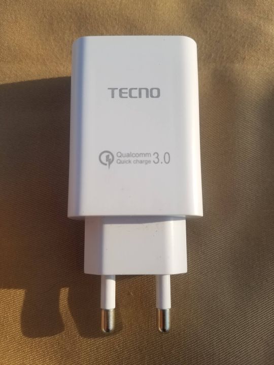 Tecno%20Fast%20Charger%20+%20Data%20Cable%203.0%20Fast%20Charging%20For%20Tecno%20and%20Android%20Mobile%20Phone%20-%20Image%207