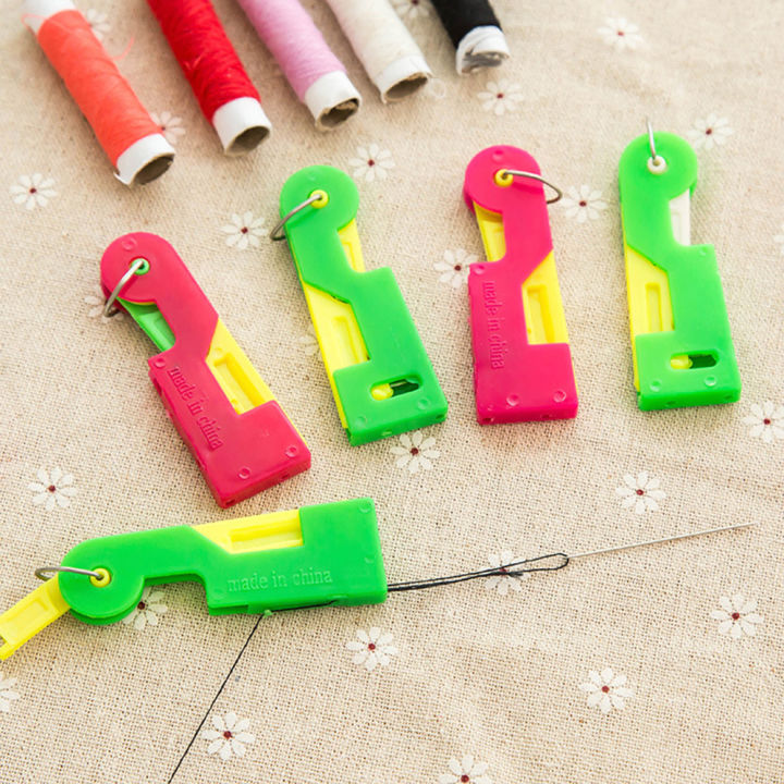 Threading%20Tool%20Needle%20Thread%20Device%20Automatic%20Needle%20Threader%20for%20Hand%20Sewing%20and%20Sewing%20Machine%20Needle%20Fast%20Lead%203%20Pieces%20-%20Image%204