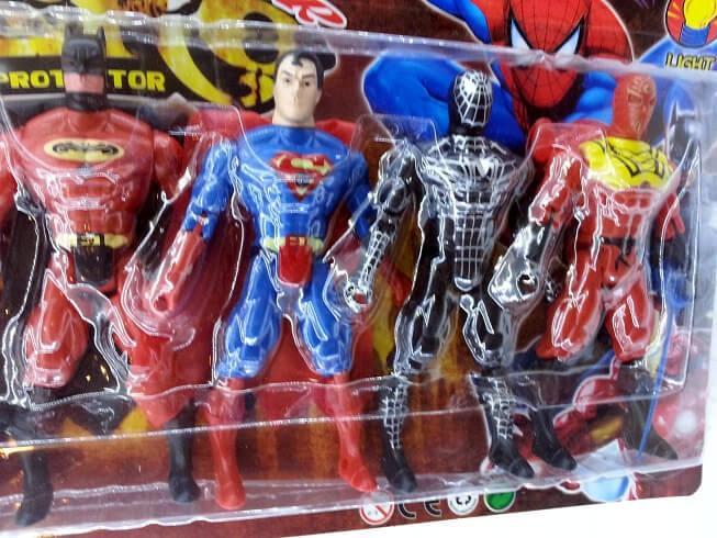 5%20top%20hero%20toys%20for%20kids,%20including%20spiderman%20RED%20and%20Black%20toys%20-%20Image%204