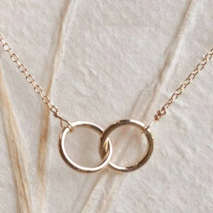 Silver/Golden%20Simple%20Double%20Ring%20Pendant%20Necklace/Chocker%20for%20Girls/Women%20-%20Image%204