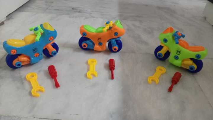 Children%20DIY%20Mini%20Motorcycle%20Toy%20Set%20High%20Quality%20Plastic%20Assembles%20and%20Removable%20Toy%20Fun%20Puzzle%20for%20Kids%20-%20Image%203