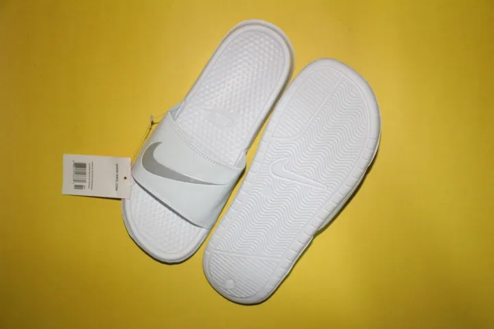 WHITE%20New%20Fashion%20Rubber%20High%20Quality%20Casual%20Slipper%20Slides%20For%20Men%20-%20Image%205