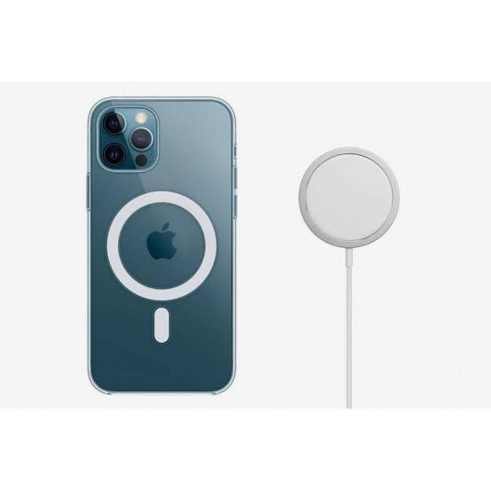 Apple%20Magsafe%20charger%20wireless%20for%20Iphone%2015W%20fast%20charging%20with%20cable%20-%20Image%204