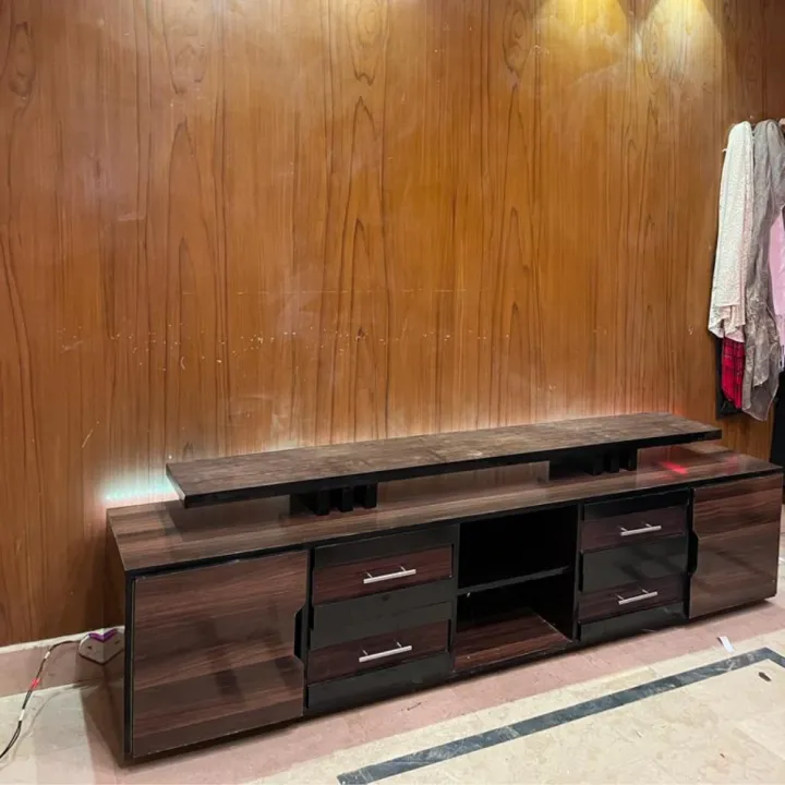 Modern%20TV%20Console%20Table:%20Stylish%20Entertainment%20Storage%20Solution%20-%20TV%20Console%20table%20with%20riser%20-%20Image%203