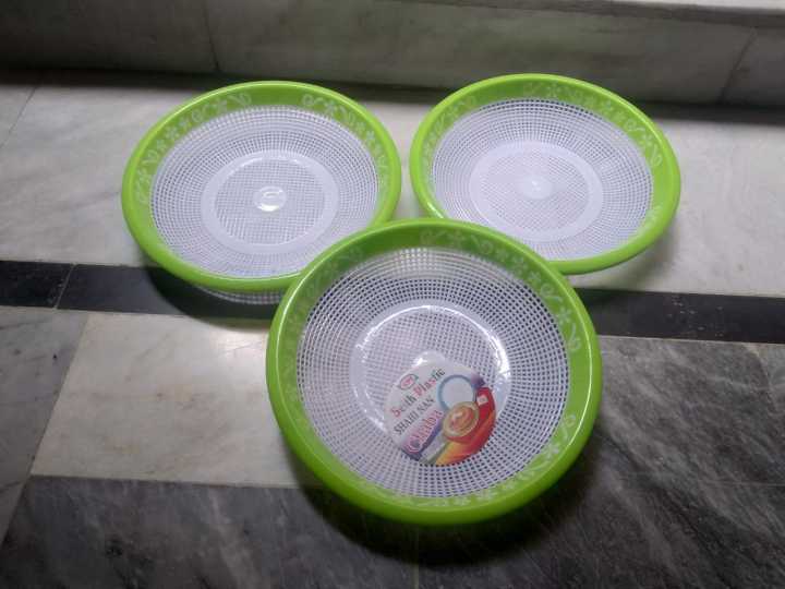 6%20Pcs%20Roti%20Chapati%20Nan%20Chabbi%20Set%20Serving%20Tray%20Bread%20Basket%20Pure%20Plastic%20(Multicolours)%20-%20Image%207