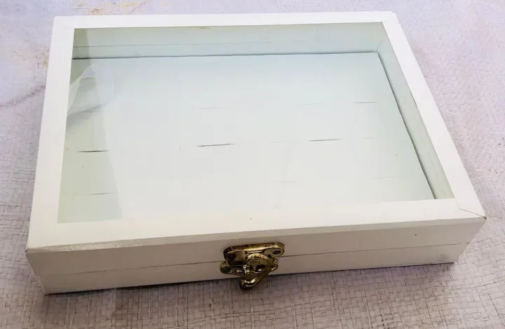Velvet%20jewelery%20ring%20box%20with%20transparent%20Lid%20glass,%20%20slots%20wedding%20ring%20gift%20box,%20Engagement,%20birthday,%20wedding%20anniversary,%20Luxury%20Portable%20Small%20Storage%20Jewellery%20Box%20-%20Image%204