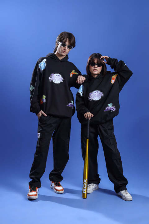 CHECKMATE%20UNIVERSE%20OVERSIZED%20HOODIE%20-%20Image%202