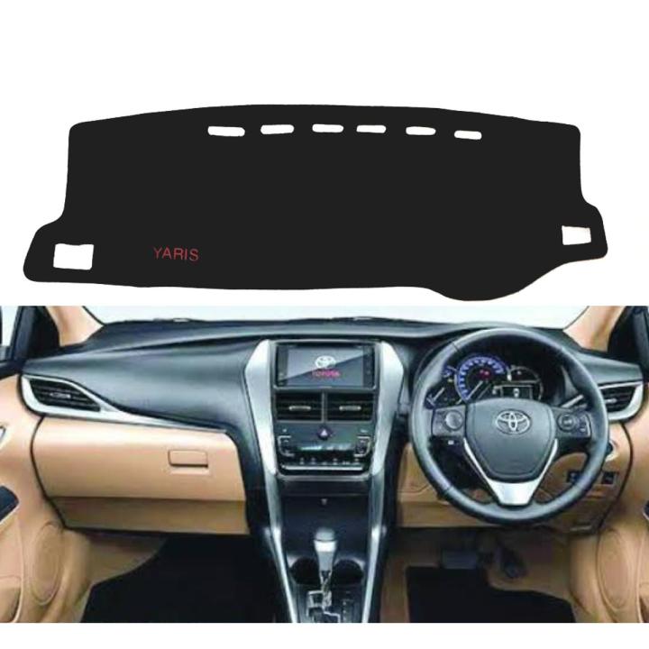 Toyota Yaris Dashboard cover