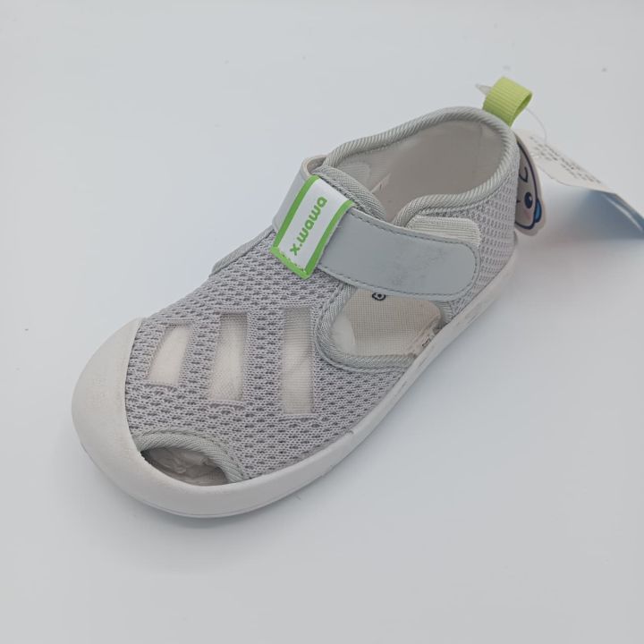 Kids%20Breathable%20Mesh%20Sandals%20%E2%80%93%20Soft%20Lightweight%20Summer%20Shoes%20for%20Toddlers%20-%20Image%204