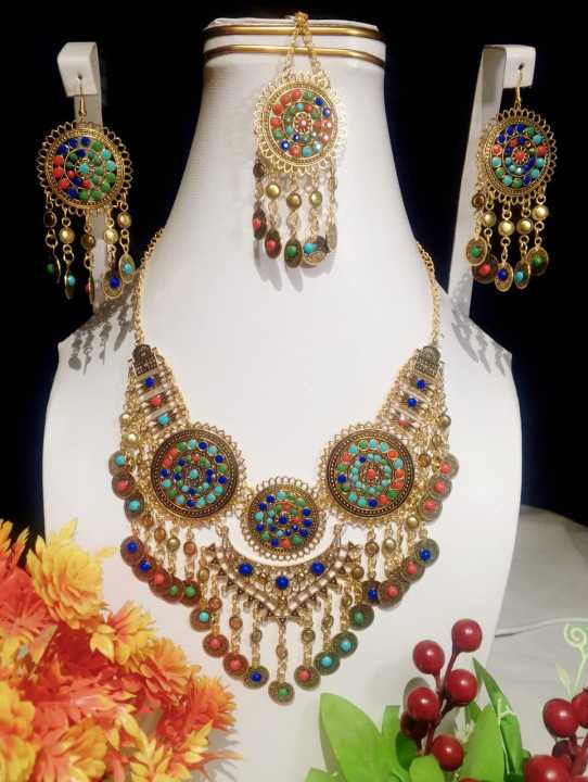 Afghani%20Jewelry%20Set%20%E2%80%93%20Colorful%20Handmade%20Gold-Plated%20Necklace,%20Earrings%20with%20or%20without%20Tikka%20for%20Women,%20Traditional%20Set%20-%20Image%202