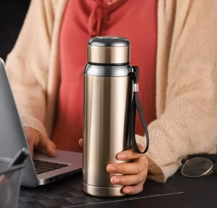 Water%20Bottle%20Hot%20And%20Cold%201000ML%20-%20Image%202