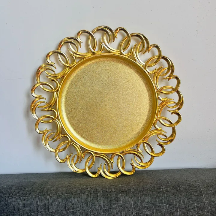 Fancy%20Golden%20Round%20Fiber/Plastic%20Platter%20with%2013%20inches%20Diameter%20for%20Dinner/%20Wedding//Engagement/Birthday/Bridal%20Shower/%20Engagement%20and%20other%20festive%20gatherings%20/%20cake%20serving/%20Mithai%20serving/%20Sweet%20Serving/%20Candies/Fruits/Flowers/Nikkah%20pen%20Plater/%20Gajra%20-%20Image%209