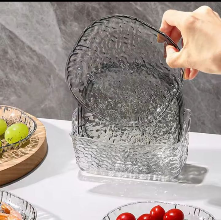 8pcs%20Multi-Purpose%20Acrylic%20Snack%20Plates%20%E2%80%93%20Transparent%20Reusable%20Serving%20Dish%20Set%20-%20Image%208