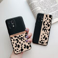 The soft silicone case of the OPPO FPH2305 Find X5 CPH23 is still painted TPU bumper for the OPPO Find X5 X 5 when the OPPO Find X07 case is not included. 