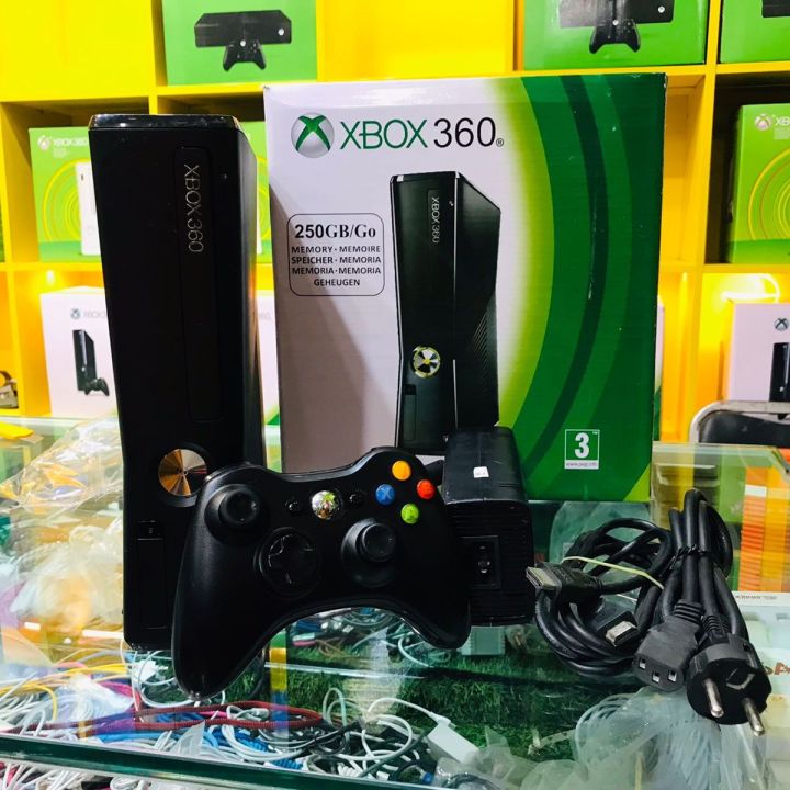 Xbox%20360%20Console%20Slim%20Model%20320%20Jtag%2075%20Games%20included%202%20Wireless%20Controllers%20-%20Image%203