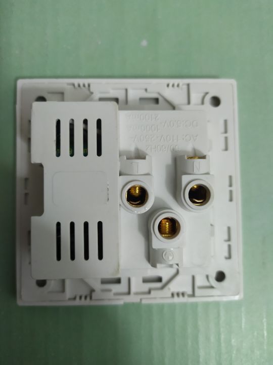 Universal%20wall%20power%20socket%20multi%20type%20with%202%20USB%20Ports%20charger%20adapter%20outlet%20light%20plug%20light%20socket%2010%20amp%20-%20Image%203