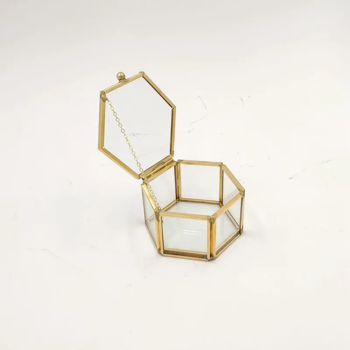 Hexagon%20Transparent%20Glass%20Jewelry%20Box%20Wedding%20Ring%20Box%20Geometric%20Clear%20Glass%20Jewelry%20Organizer%20Holder%20Tabletop%20Container%20%7C%20Ring%20Holder%20Box%20%7C%20Hexagon%20Glass%20Box%20For%20Rings%20%7C%20Resin%20Art%20%7C%20Haxagon%20Glass%20Jar%20For%20Rings%20-%20Image%205