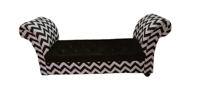 Modern%20Settey%20Elegant%20Designe%20One%20Seater%20Zig%20Zag%20Fabric%20Velvet%20Colour%20%7B%7BSpecial%20Offer%20Available%20%7D%7D%20-%20Image%203