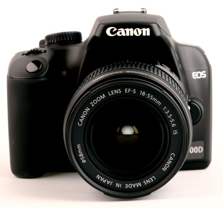 DSLR CAMERA 1000D WITH KIT LENS