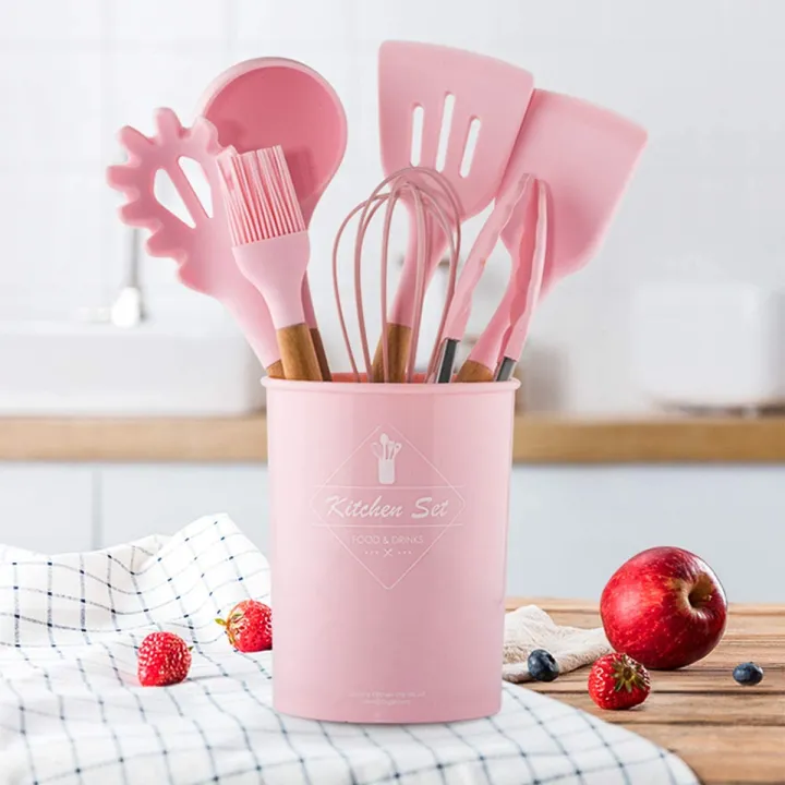 12Pcs-Silicone%20Kitchenware%20Set%20Kitchen%20Utensils%20Cooking%20Sets%20Non-stick%20Spatula%20Silicone%20Kitchen%20Tools%20with%20Wooden%20Handle%20Heat%20Resistant%20Non-Toxic%20BPA%20Free%20-%20Image%205