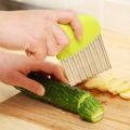 Stainless Steel Potato Cutter, Wavy French Fries Cutter, Crinkle Cutter, Wavy French Fries Cut, for Suitable Fruits and Vegetables. 