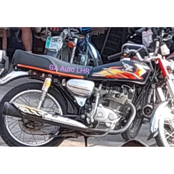 Honda%20CG125%20Metal%20Side%20Covers%20chrome%20(%20Iron%20Pro%20PK%20)%20-%20Image%202