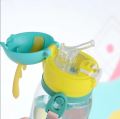 Kids Sipper Water Bottle with Straw Strap And Stricker Sipper Water Bottle Plastic Bottle Leakproof 600ML Sipper Bottle For Boy Girl Kids. 