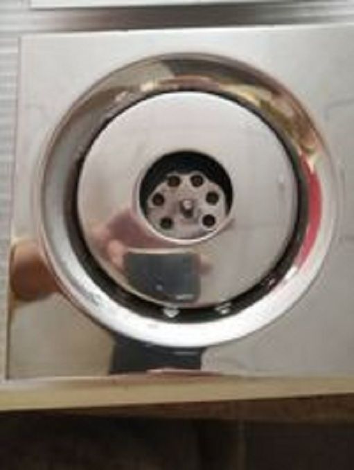 Floor%20waste%20Stainless%20Steel%20-%20Image%202