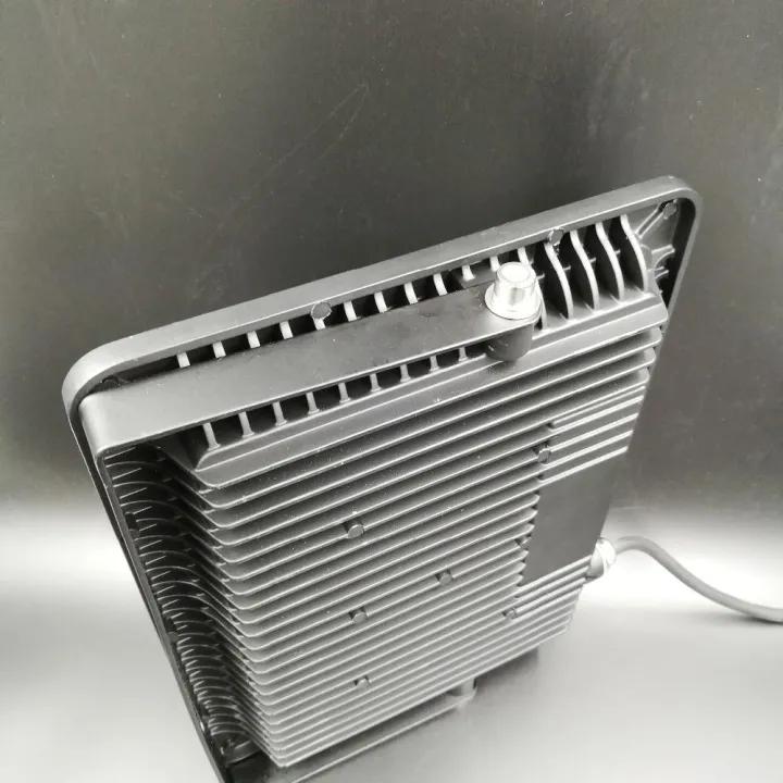 100W%20Ultra%20Thin%20LED%20Flood%20Light%20-%20Energy-Efficient%20Outdoor%20Lighting%20-%20Image%205