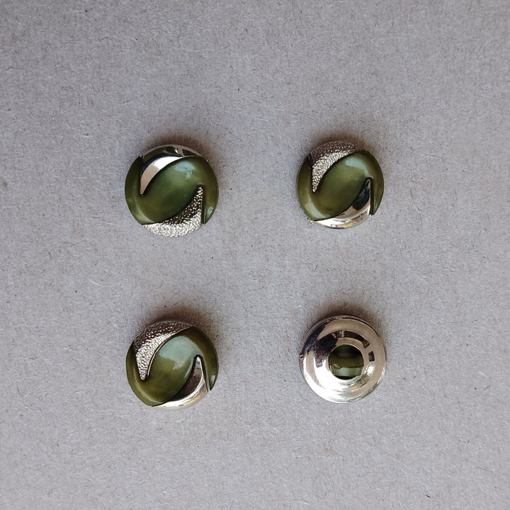 4-Pieces%20Pretty%20Fancy%20Decorative%20Button%20%7C%20Fancy%20Buttons%20for%20Men/Women%20Kurta,%20Kurti%20%7C%20Ladies%20and%20Gents%20Suit,%20Coat,%20Shirt%20Buttons%20%7C%20Fancy%20Buttons%20-%20Image%206