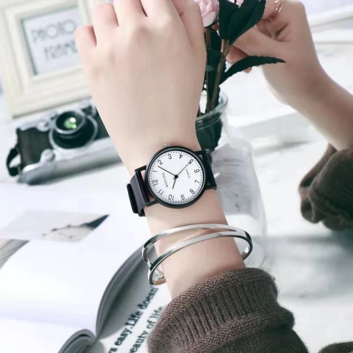 Fashion%20Casual%20Men's%20Glow-in-the-dark%20Quartz%20Watch%20Women's%20Roman%20Simple%20Style%20Business%20Clock%20Men's%20Watch%20Small%20Black%20Watch%20-%20Image%205