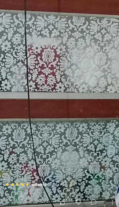 Elegant%20Floral%20Pattern%20Self-Adhesive%20Privacy%20Window%20Film%20in%20PVC%20-%20Multiple%20Sizes%20-%20Image%205