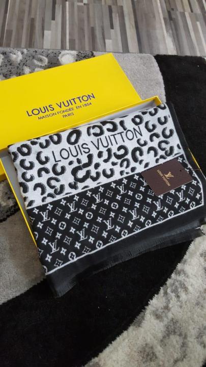 Winter%20Cape%20Shawl%20-%20Image%208