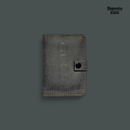 Guccci Slim Wallet First Copy - 5 Card Slots, 1 Cash Pocket & 1 Window card pocket. 