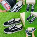 Vans Old Skool Black Canvas Imported Sneakers for Boys. 