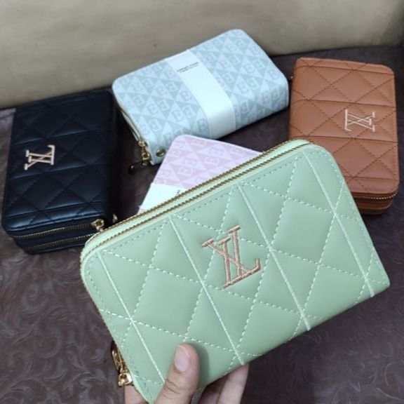 Multi Functional PU Leather Hand Pouch wellet for Women / Girls Hand Clutches for Girls Coin purse