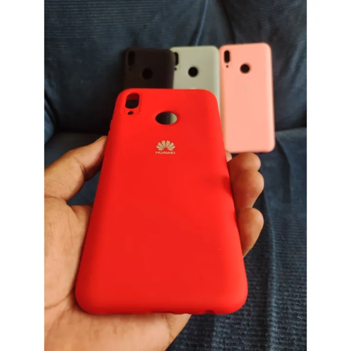 Huawei%20Y9%202019%20Liquid%20Silicone%20Case%20with%20Silky%20Soft-Touch%20Finish%20-%20Image%204