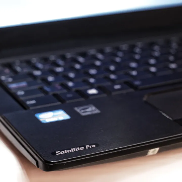 Toshiba%20Laptop%20Core%20i3%203rd%20Generation%20%7C%20Satellite%20Pro%20C40-A%20%7C%2014%20Inches%20%7C%204GB%20Ram%20-%20320GB%20Hard%20Drive%20-%20Image%204