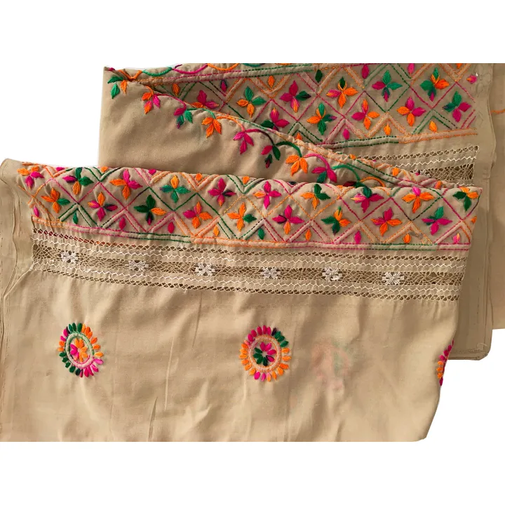 Shawl%20Ladies%20Phulkari%20Karhai%20Handmade%20Premium%20Quality%20-%20Image%202