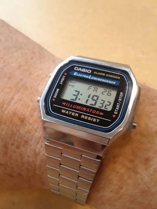 K.C.O%20158WA%20Series%20%7C%20Unisex%20Digital%20Watch%20%7C%20Vintage%20%7C%20WR%20-%20Image%204