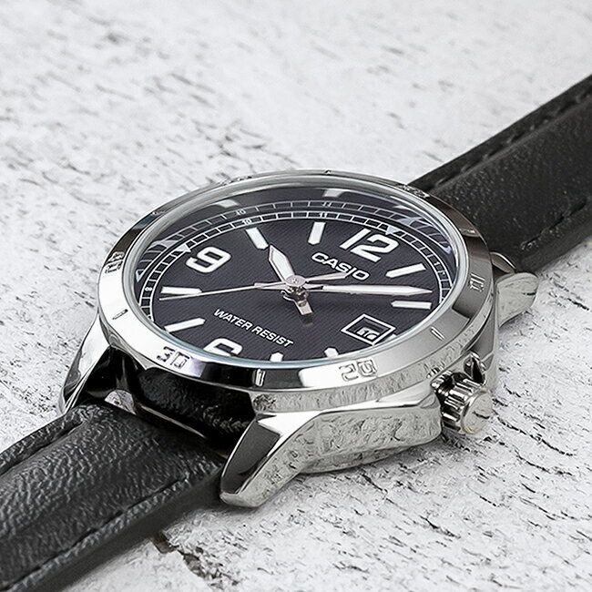 CASIO%20BLACK%20DIAL%20WITH%20DATE%20&%20BLACK%20LEATHER%20STRAP%20WOMEN'S%20WATCH%20-%20LTP-V004L-1BUDF%20-%20Image%204