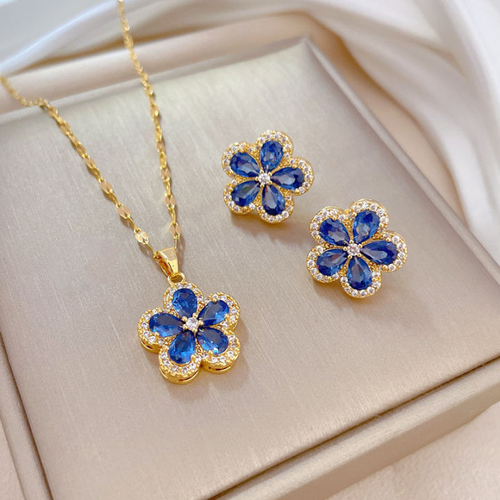 Elegant%202pcs%20Ladies%20Stainless%20Steel%20Flower%20Pendant%20Necklace%20Earring%20Set%20Suitable%20for%20Girls%20Stainless%20Steel%20Versatile%20Jewelry%20Accessories%20-%20Image%202
