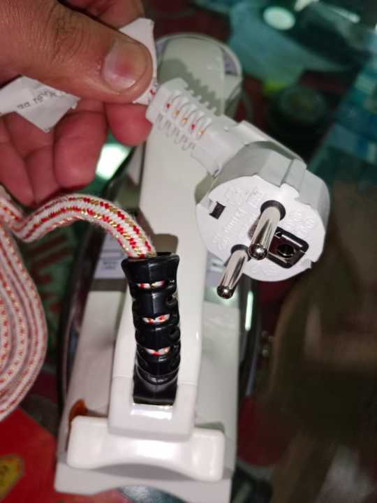 Original%20Iron_Panasonic%20NI-22AWT%20Automatic%20Cloth%20Iron%20-%20Image%205