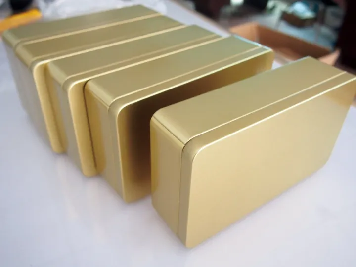American%20Supreme%20Gold%20Box%20-%20Image%203