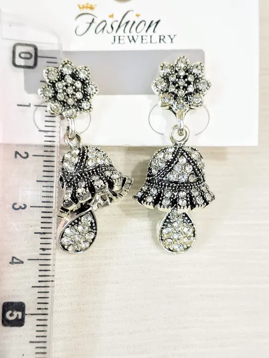 Jhumka%20Earrings%20for%20Girls%20%7C%20Bridal%20Wedding%20Jewelry%20%E2%80%93%20Elegant%20Beautiful%20Golden%20&%20Silver%20Mix%20Designs%20-%20Image%204