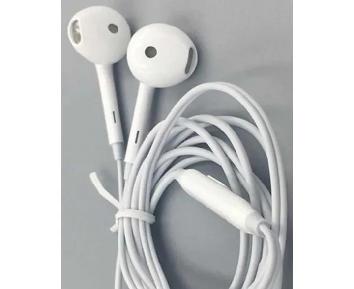 Oppo%20handsfree%20original%20gaming%20earphones%20high%20quality%20stereo%20sound%20deep%20bass%20wired%20handfree%20for%20calling%20with%203.5%20mm%20jack%20and%20mic%20for%20all%20oppo%20mobile%20phones%20-%20Image%203