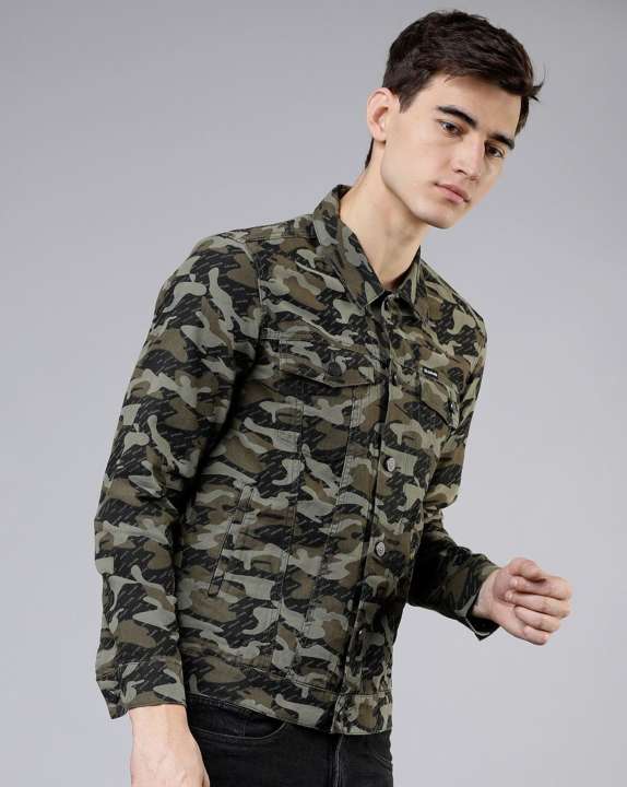 Camouflage%20Print%20Button-Down%20Jacket%20-%20Image%203